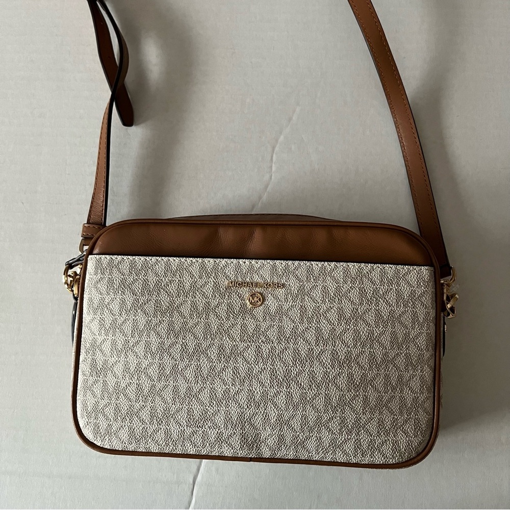 NWOT Michael Kors crossbody bag